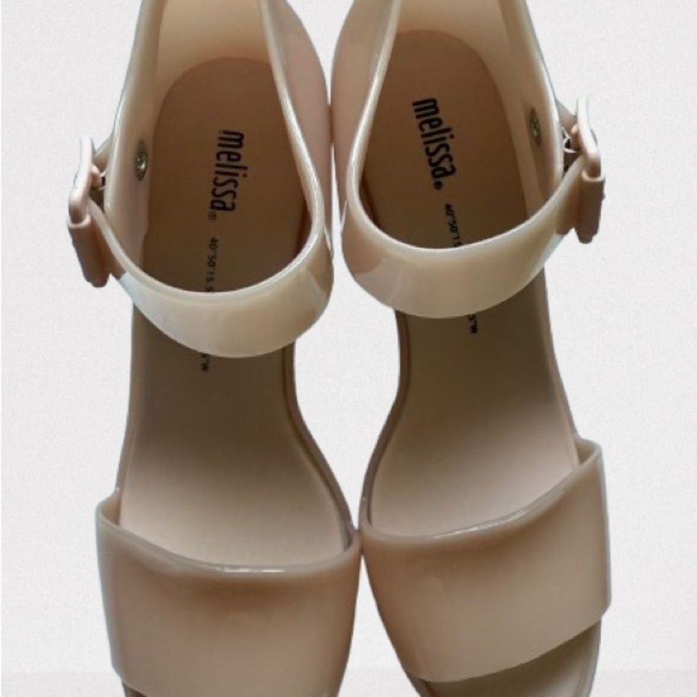 NWOT:Melissa Mar platform wedge sandals size 7